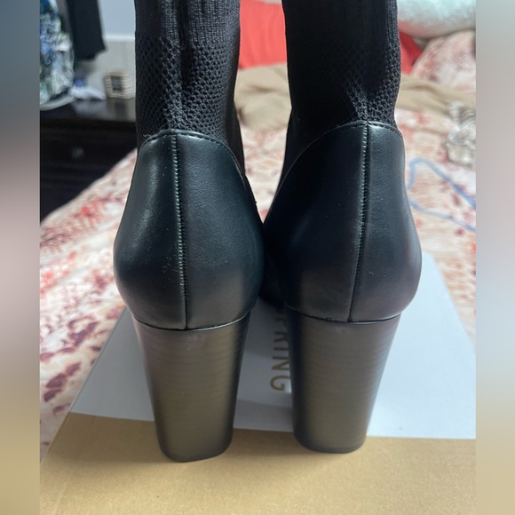 Sock booties - Picture 2 of 4